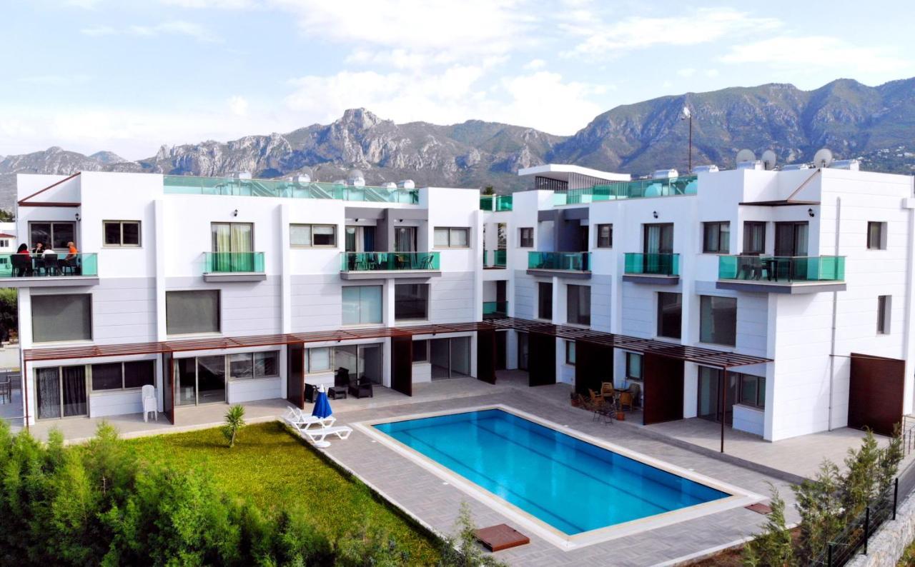 Sunshine Prestige Apartments Agios Georgios  Eksteriør bilde
